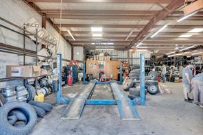 475 W Commerce Street - Photo 32
