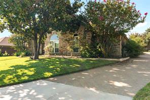 622 Meadowcrest Drive - Photo 3