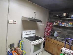 2218 Brown Street - Photo 6