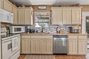 509 County Road 1309 - Photo 12