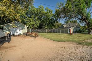 801 E Main Street - Photo 32