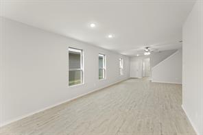 1733 Meadow Crest Drive - Photo 18