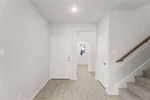 1733 Meadow Crest Drive - Photo 7