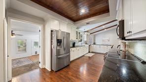 518 W Kansas Street - Photo 11