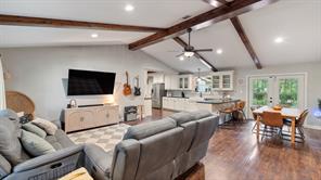 518 W Kansas Street - Photo 4