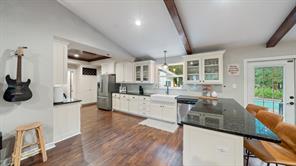 518 W Kansas Street - Photo 8