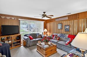 109 Circle Drive - Photo 10