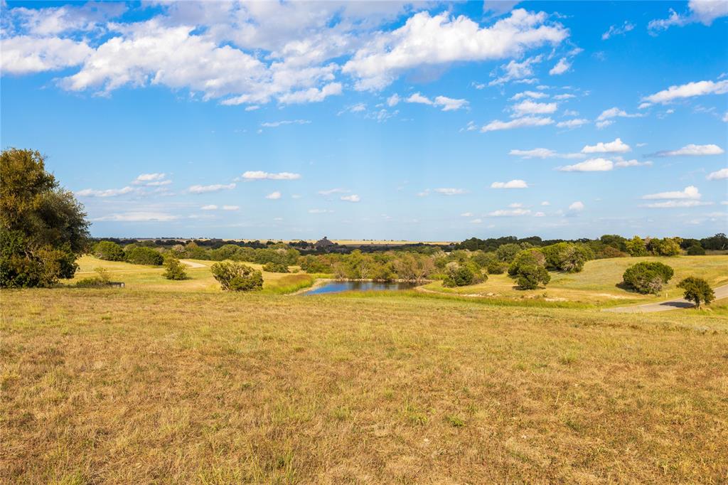 7432 Retreat Boulevard - Photo 2