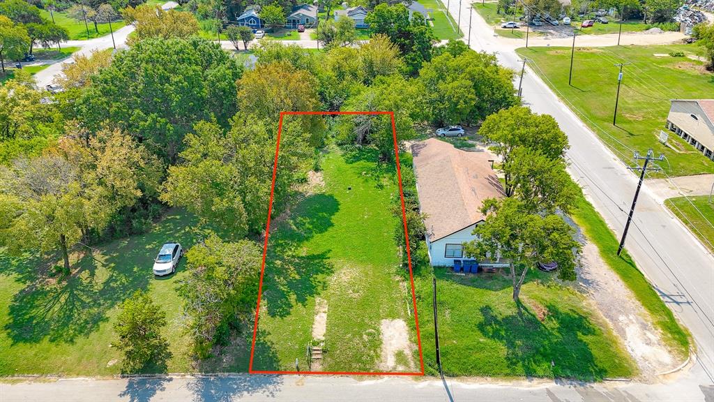 707 E 3rd Avenue - Photo 1