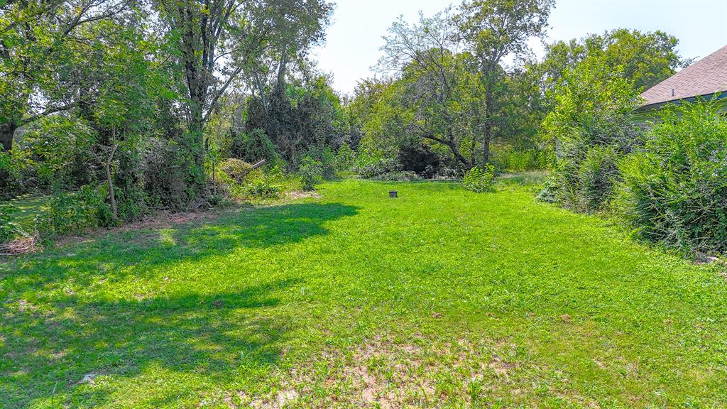 707 E 3rd Avenue - Photo 3