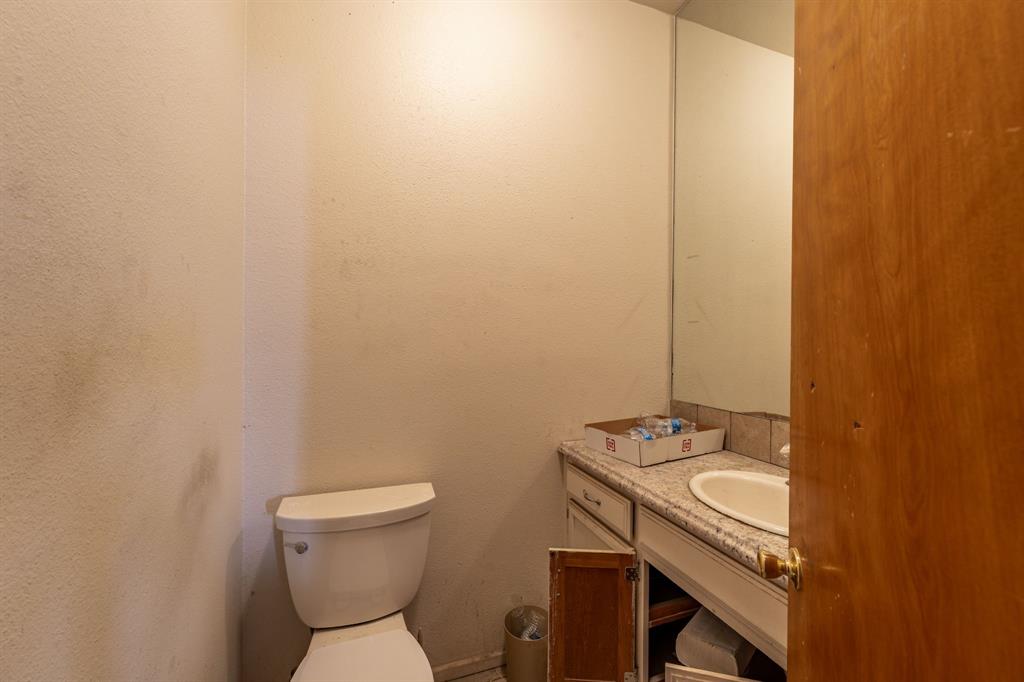 1208 E Washington Street - Photo 12