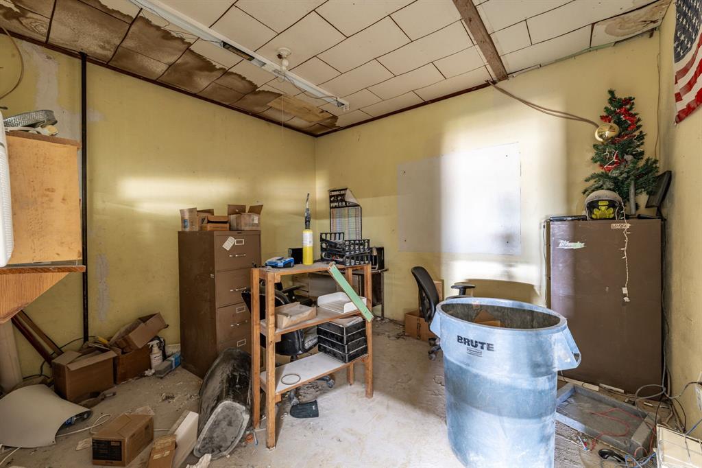 1208 E Washington Street - Photo 24