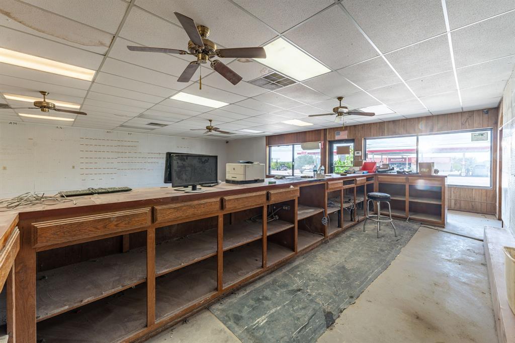 1208 E Washington Street - Photo 9