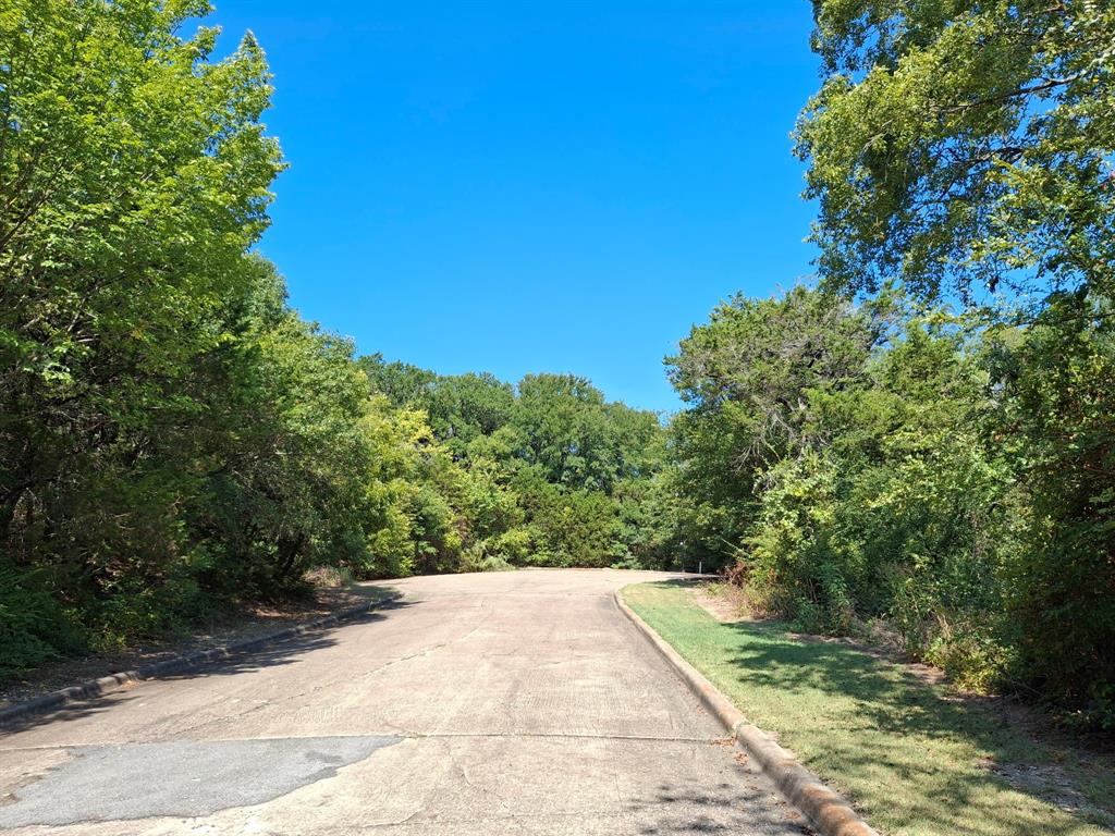 606 Mulberry Court - Photo 2