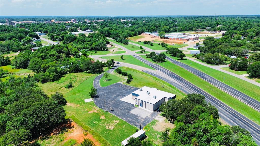 1020 N US HIGHWAY 69 - Photo 15