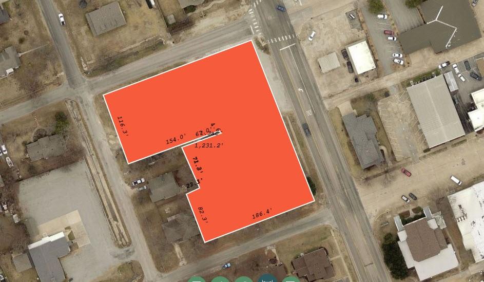 128 S Waco Street - Photo 1