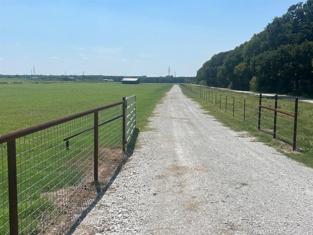495 Fm 933 - Photo 24