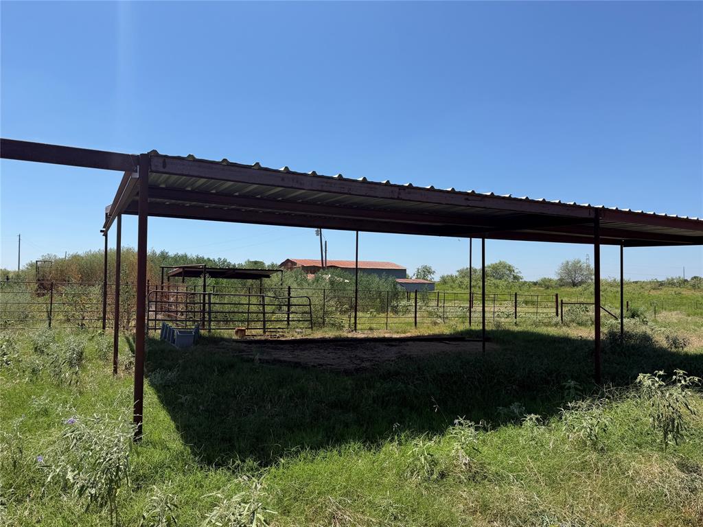 495 Fm 933 - Photo 33