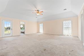 664 Fm 182 - Photo 17