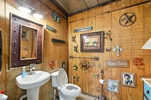 100 SE 5th Street - Photo 5