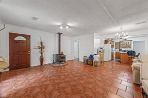 14330 S Highway 281 - Photo 17