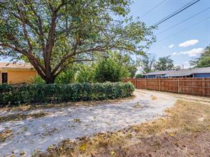 1909 8th Street - Photo 28