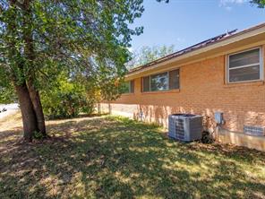 1909 8th Street - Photo 29