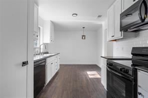 3106 Sungate Drive - Photo 11