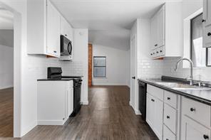 3106 Sungate Drive - Photo 12