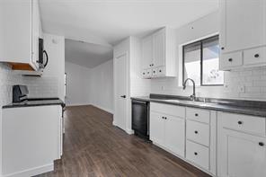 3106 Sungate Drive - Photo 13