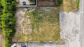205 E Byron Nelson Boulevard - Photo 2