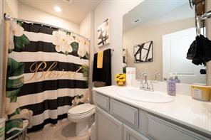 135 Meredith Drive - Photo 6
