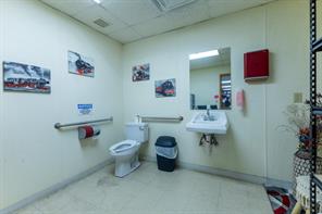 1001 Vine Street - Photo 18