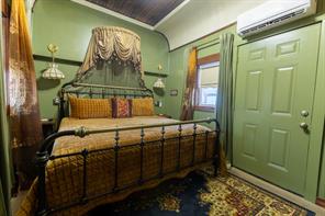 708 Avenue A - Photo 34