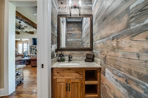 1010 Vz County Road 3415 - Photo 36