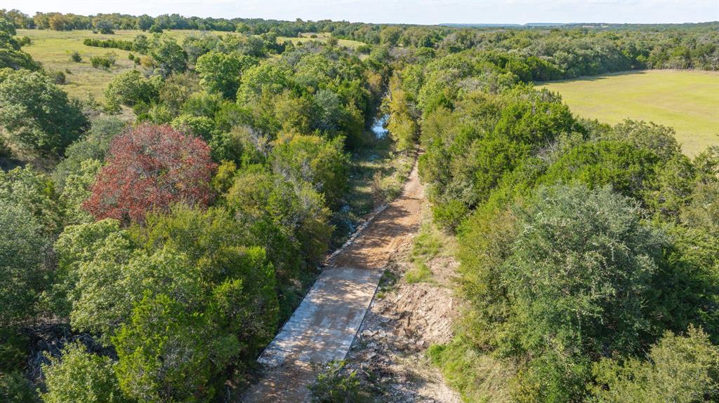 10400 FM 927 - Photo 17
