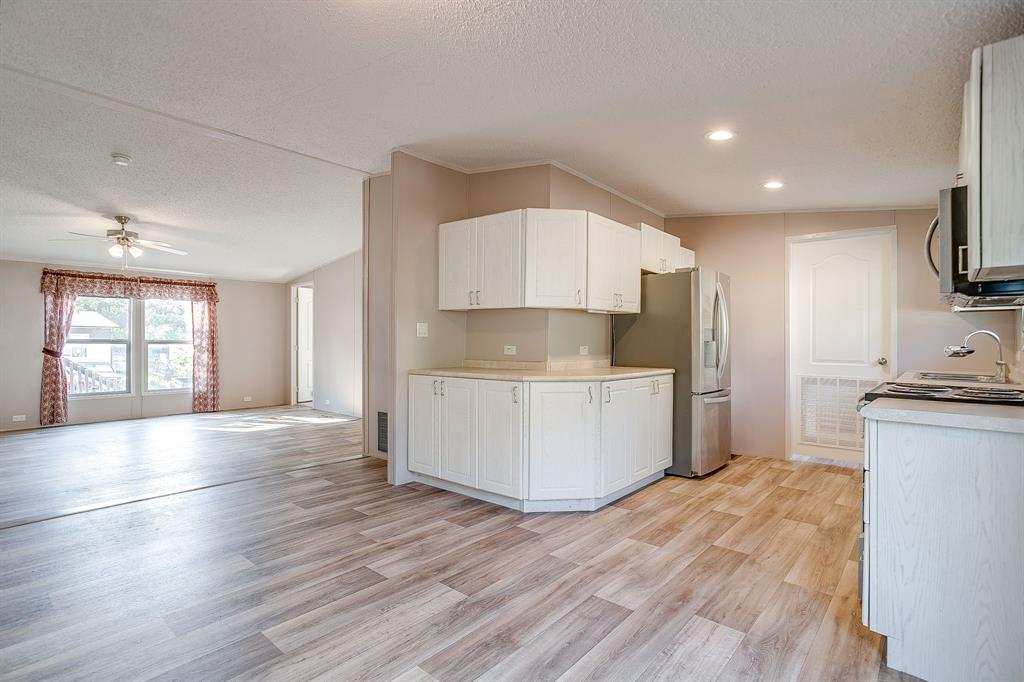 900 Tree Drive - Photo 12