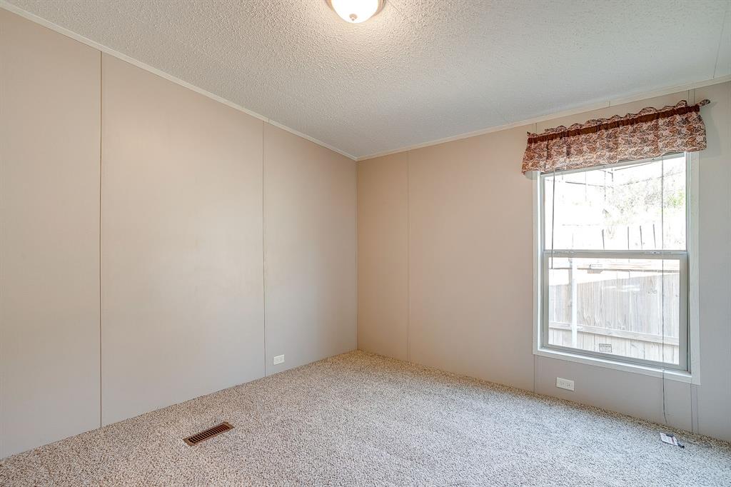 900 Tree Drive - Photo 31
