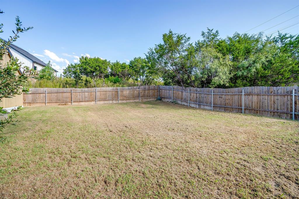 900 Tree Drive - Photo 39
