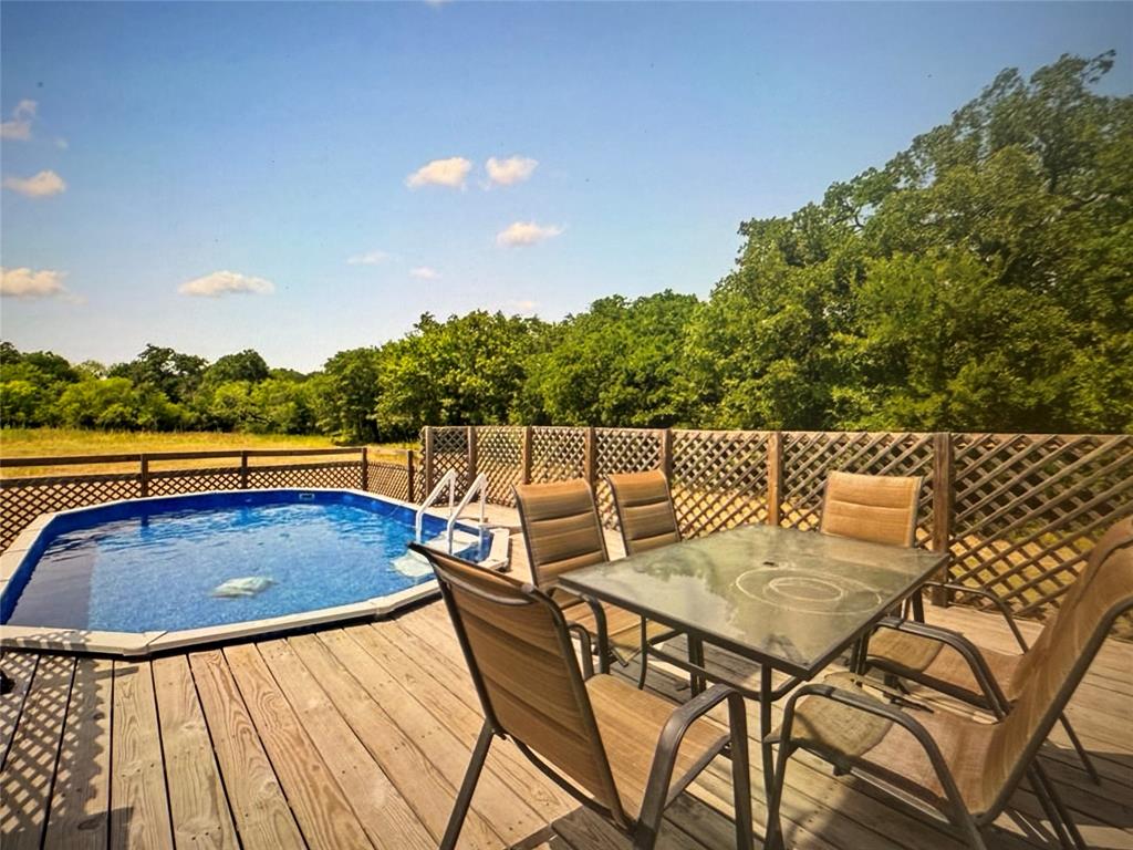 521 Wood - Photo 21