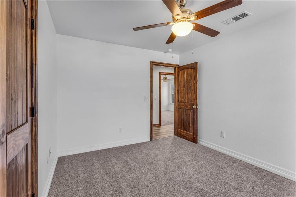 716 N Harrison Avenue - Photo 2