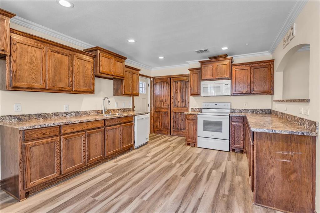 716 N Harrison Avenue - Photo 6