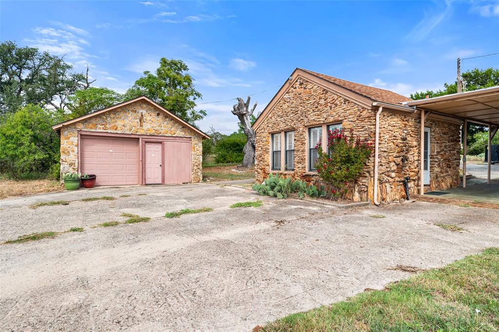 1803 N Highway 144 - Photo 25