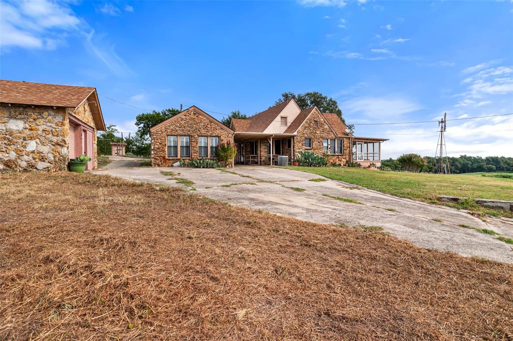 1803 N Highway 144 - Photo 26