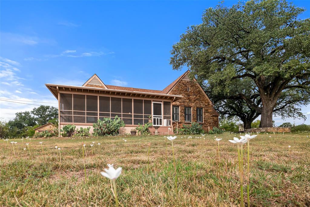1803 N Highway 144 - Photo 4