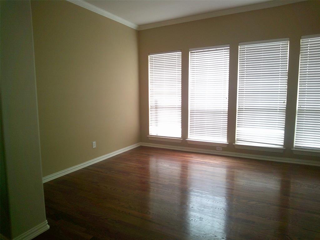1613 Stone Crest Drive - Photo 2