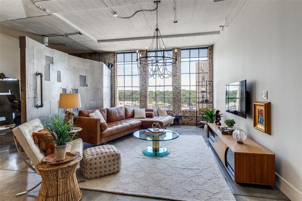 1122 Jackson Street - Photo 3