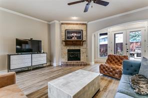 1101 Verona Way - Photo 10