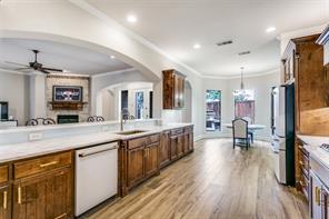 1101 Verona Way - Photo 18