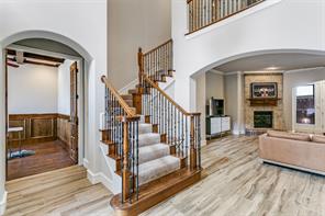 1101 Verona Way - Photo 6